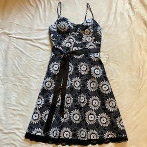 OC OC black flower sundress size 6